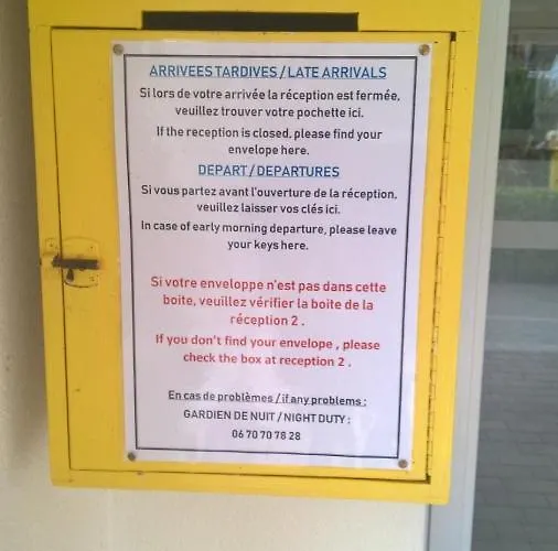 캠프장 Village 4 Etoiles Aux Charmettes *