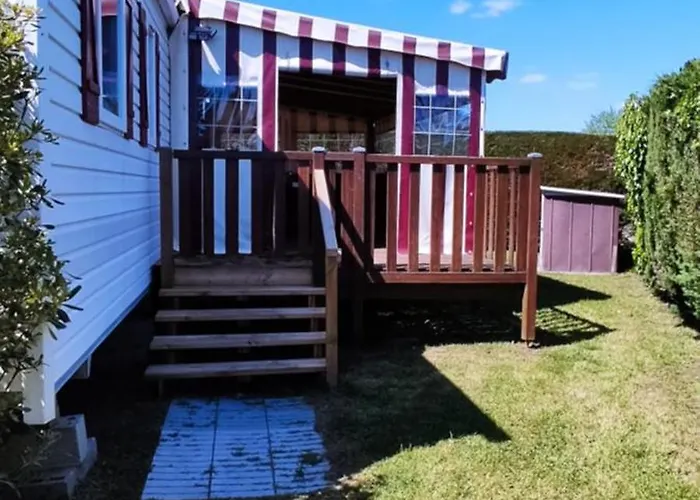 Village 4 Etoiles Aux Charmettes *