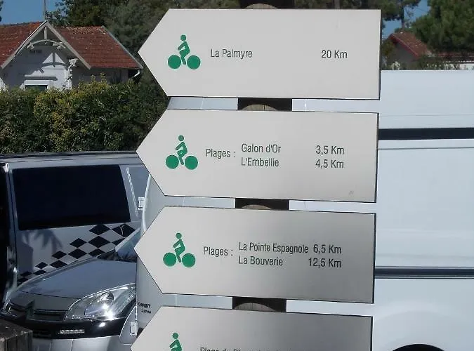 Village 4 Etoiles Aux Charmettes